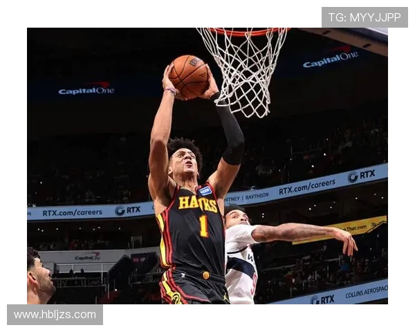 浓眉中距离精准发力拿下16分6篮板 弗拉格滑翔劈扣点燃全场激情